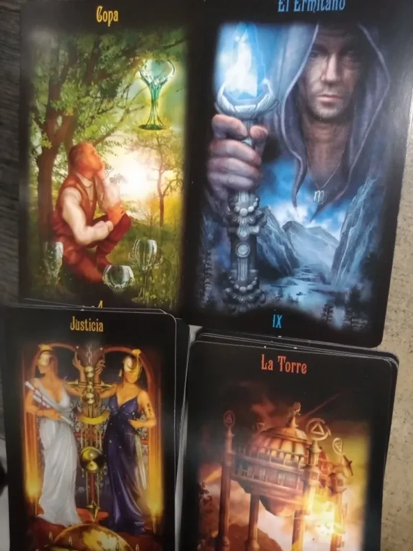 El legado Divino Tarot