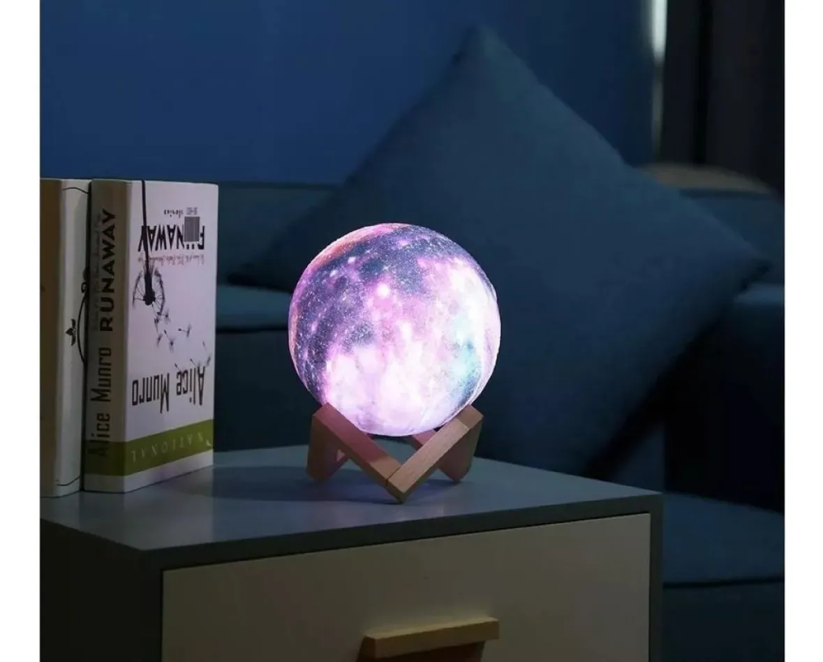 LUNA Y GALAXIA N°4: imagen 1