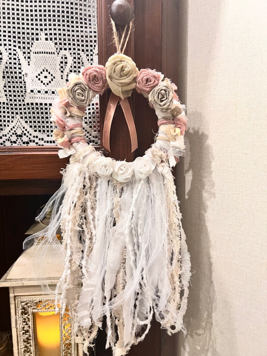 ATRAPASUEÑO CORONA CON FLORES: imagen 1